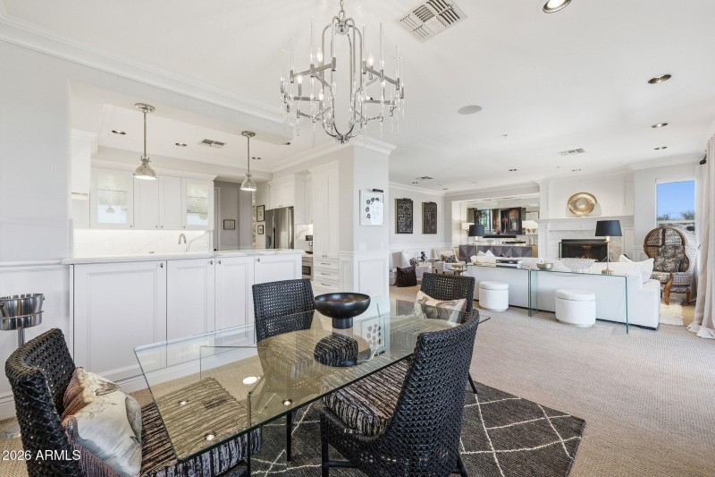 Open to Family Room