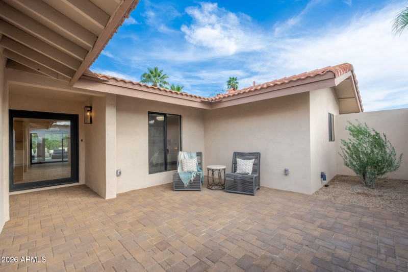 9025 N 83rd Pl - 04