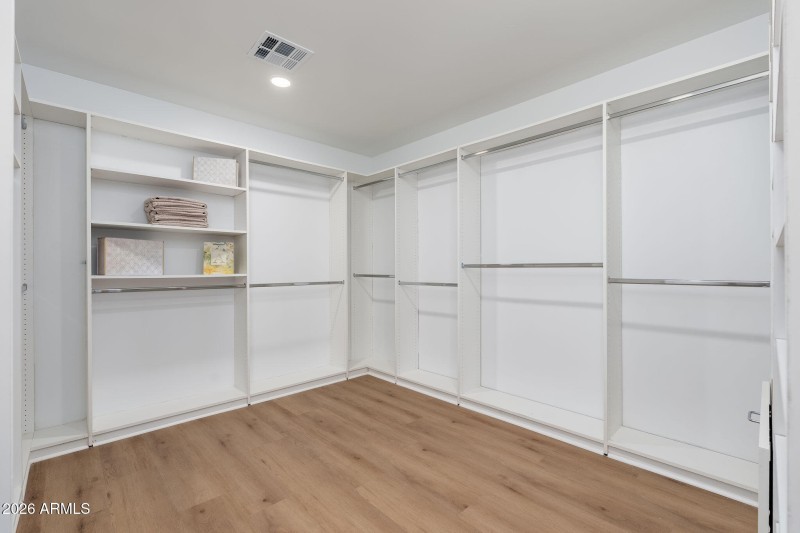 9025 N 83rd Pl - 27