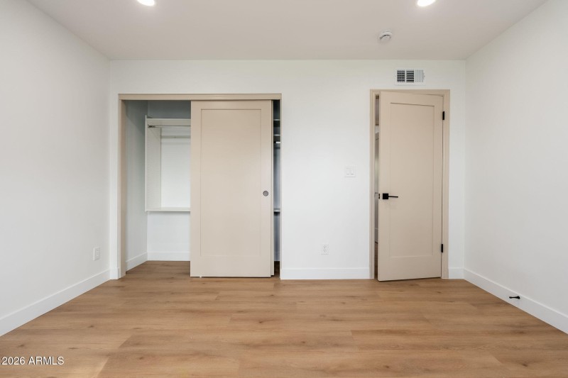 9025 N 83rd Pl - 32