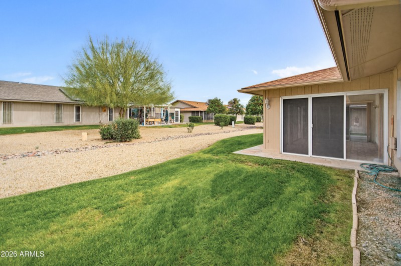 12926 W Shadow Hills Dr-45