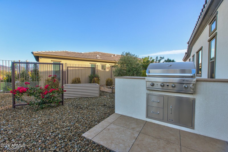 Built-In BBQ