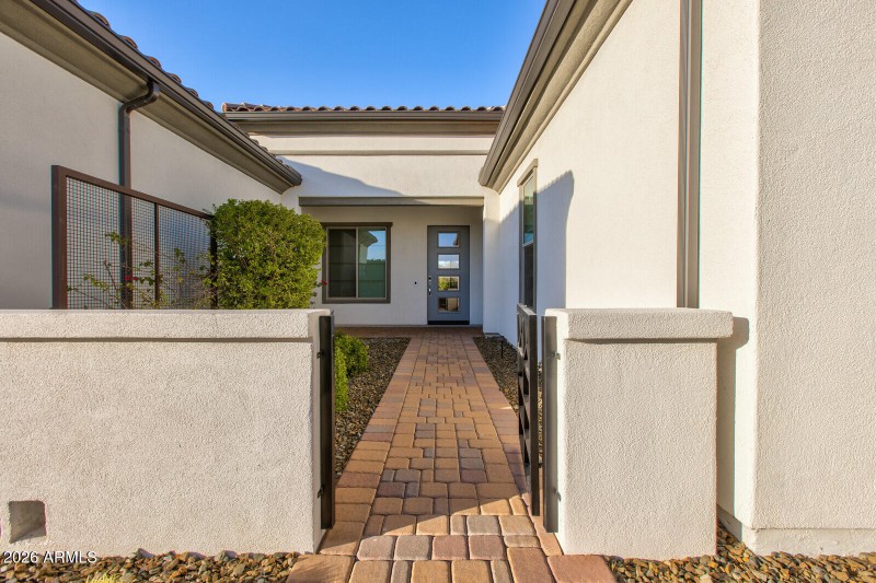 Private Front Entry