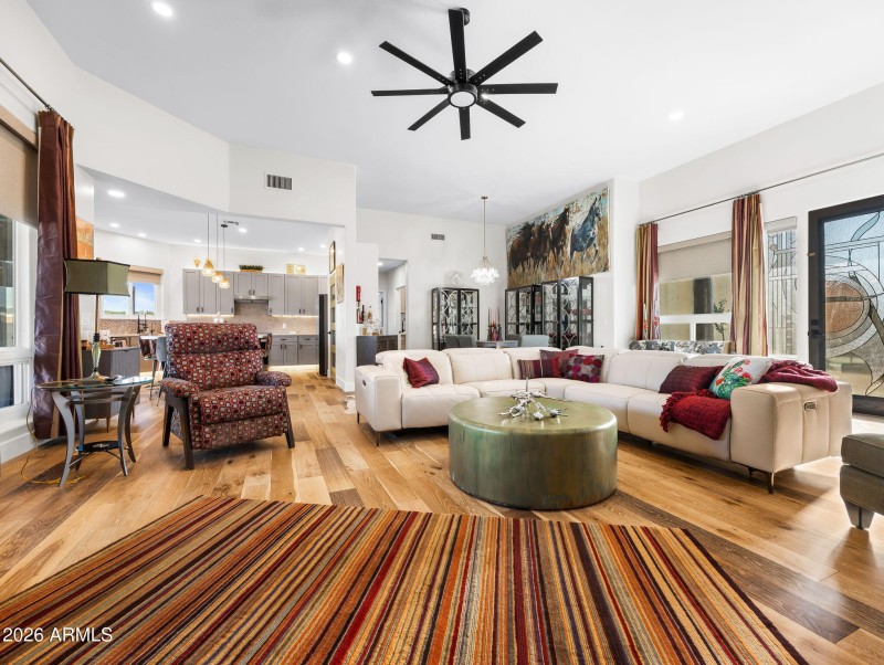 46-web-or-mls-38313 N 17th Way-48
