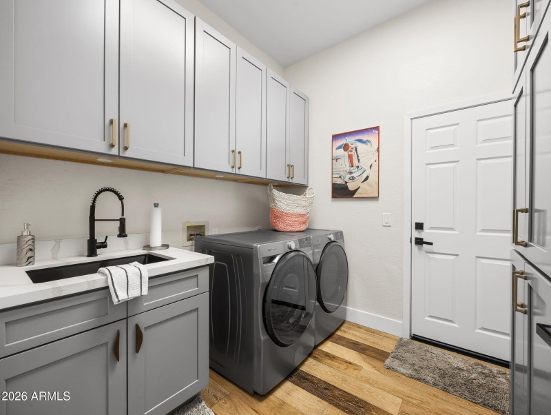 67-web-or-mls-38313 N 17th Way-65