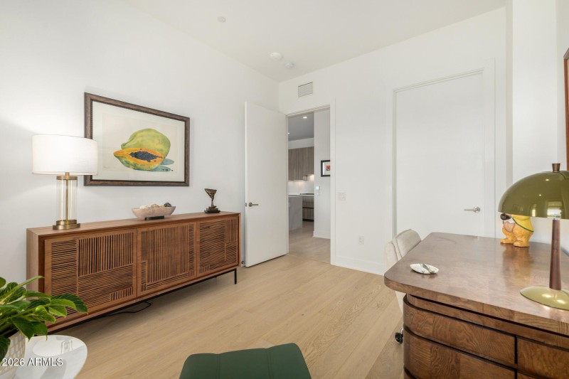 3rd bed/office