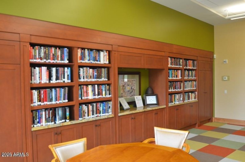 17 Honors Library