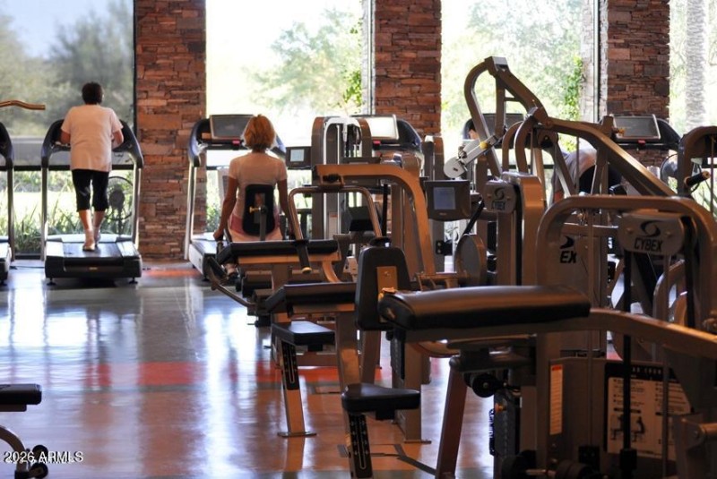 20 State of the Art Weight Room