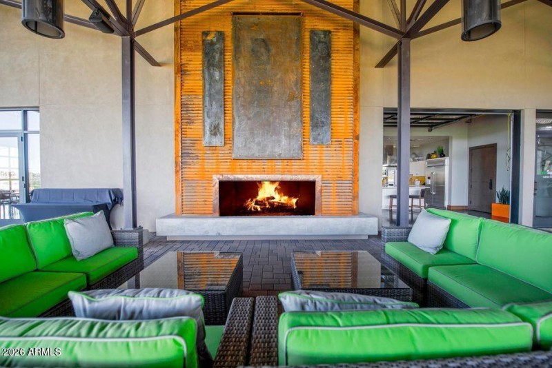 29 Mita Club Outdoor Lounge