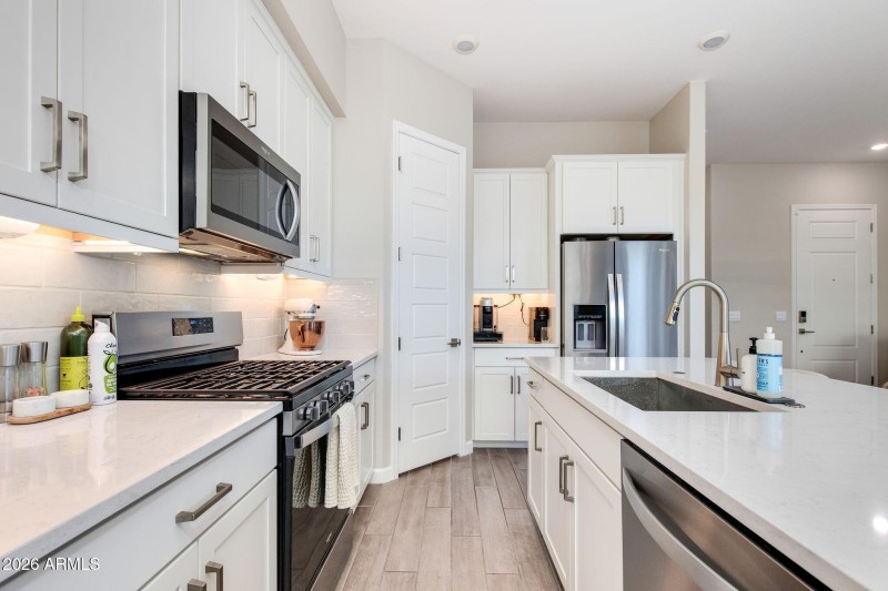 Kitchen 2