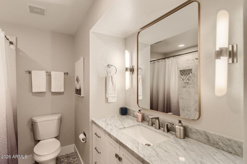925 79th Street - Web Quality - 022 - 32