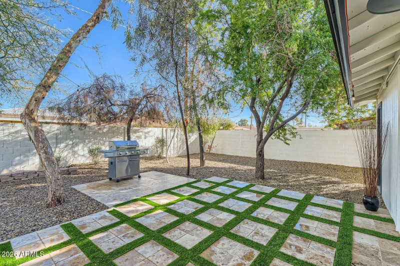 925 79th Street - Web Quality - 026 - 40