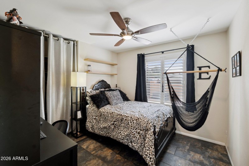 Guest Bedroom #1