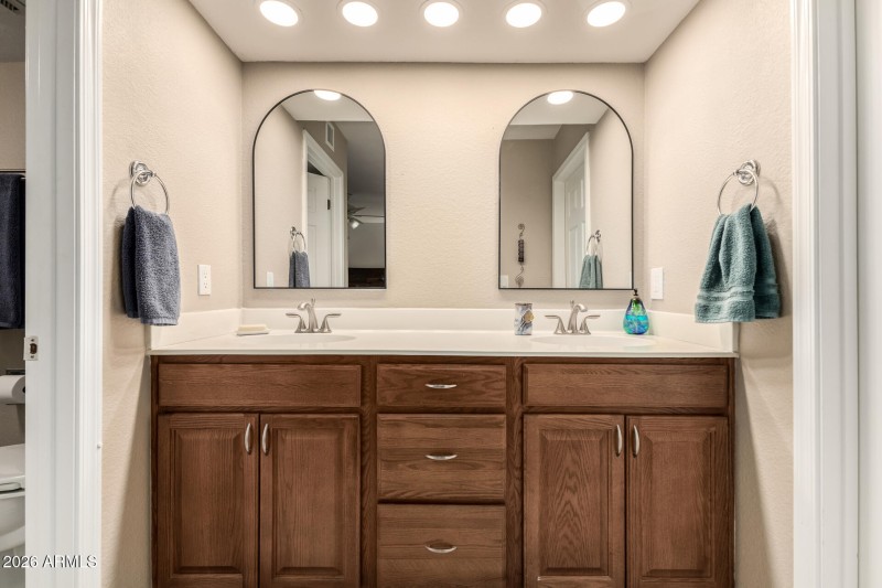 22 - Leisure World 475
