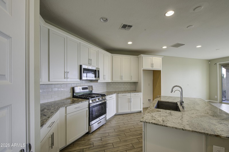 Kitchen 5