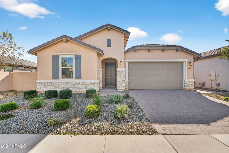 1-web-or-mls-729953 Dutchman Dr