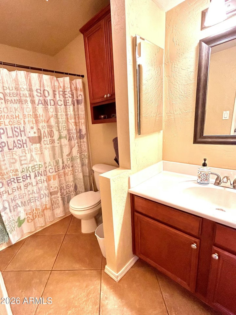 Cortez Bathroom