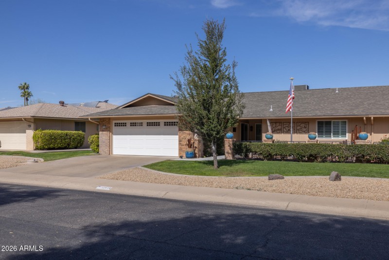 4)FRONT OF HOME