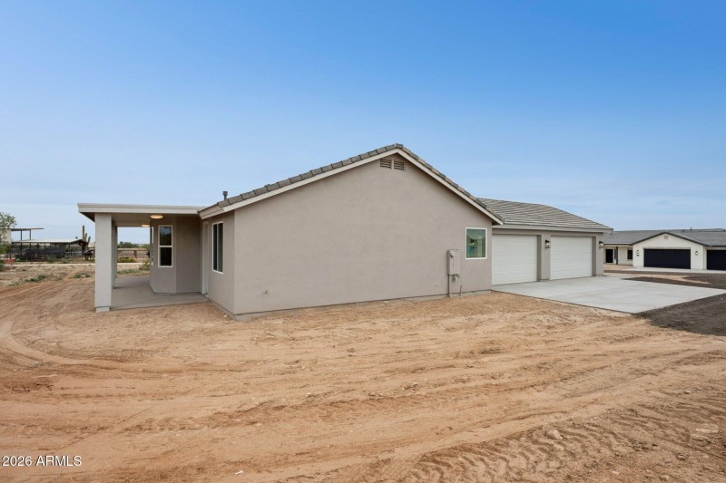 43-web-or-mls-20122-w-hazelwood-st