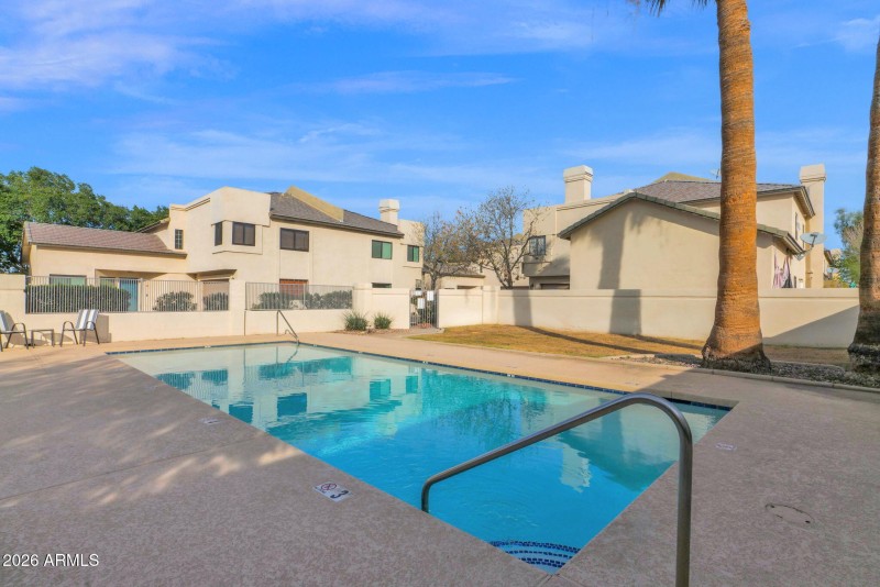 4-web-or-mls-P1493125