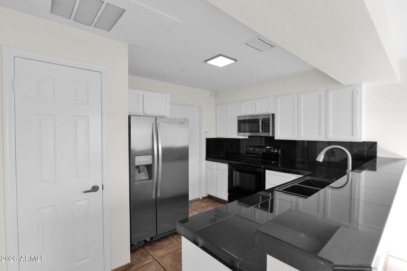 25-web-or-mls-P1493101