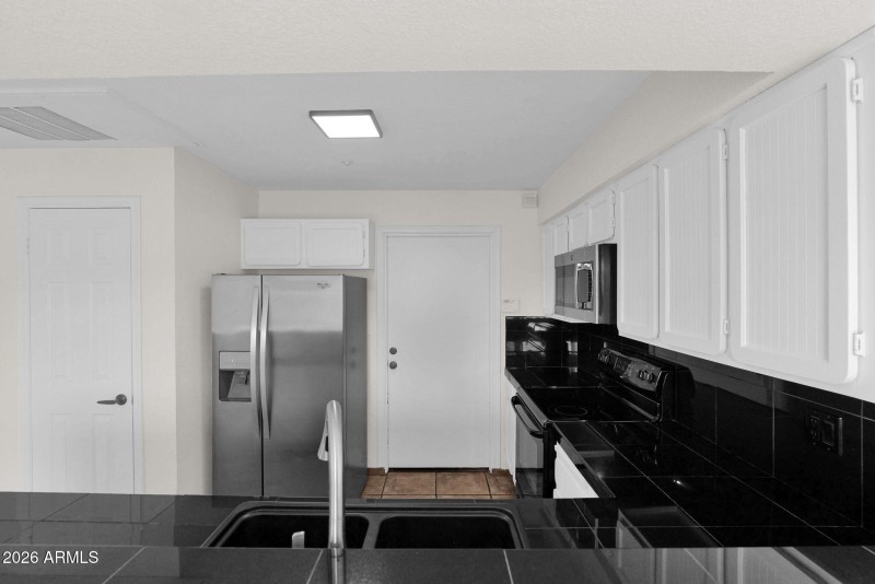 26-web-or-mls-P1493102
