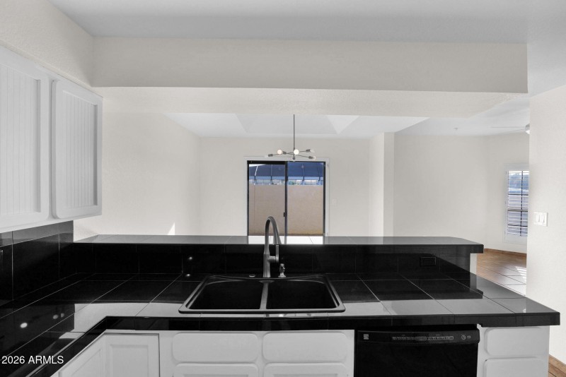 28-web-or-mls-P1493104