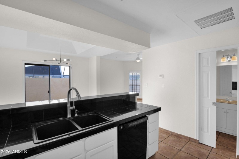 29-web-or-mls-P1493106