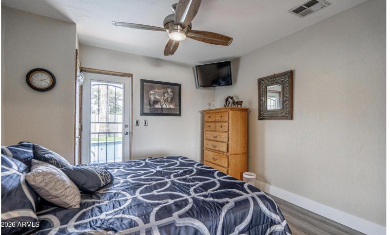 Guest bedroom 3