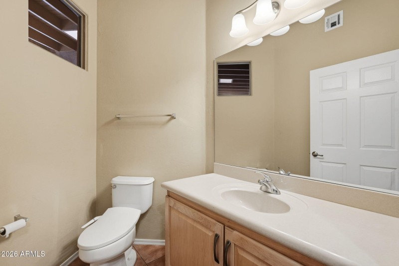 1/2 bath