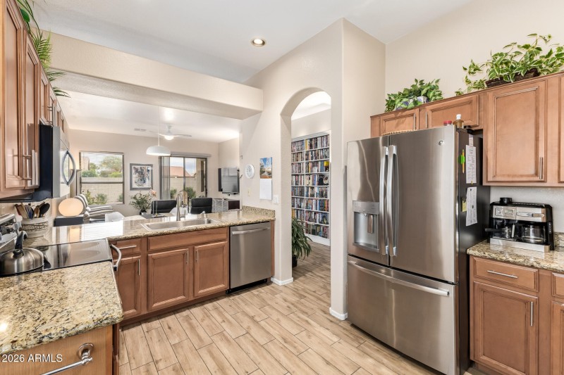 16 Kitchen