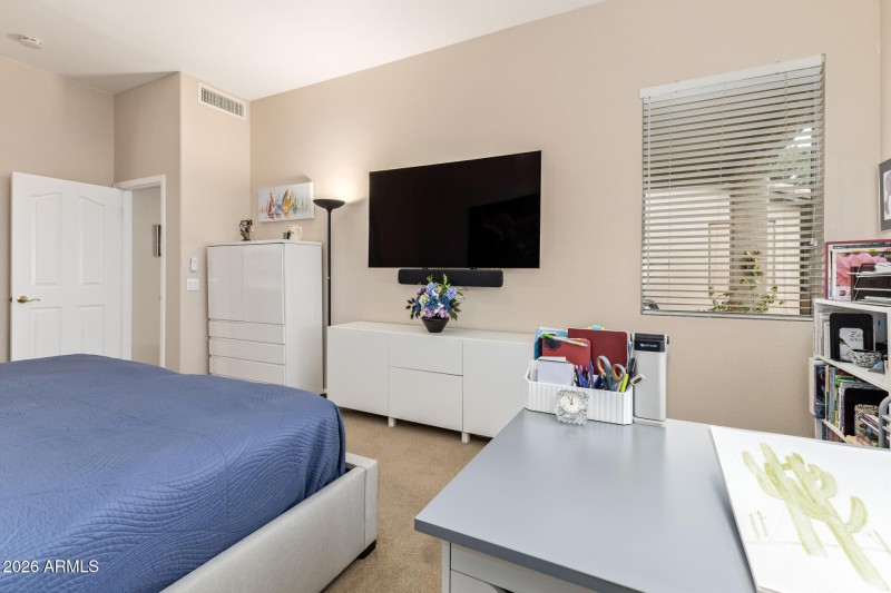 22 Primary Bedroom