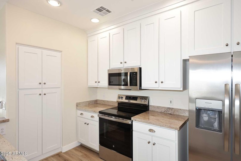 Kitchen-Range