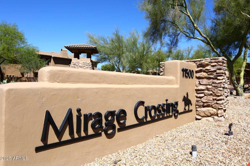 Mirage Crossing-Sign
