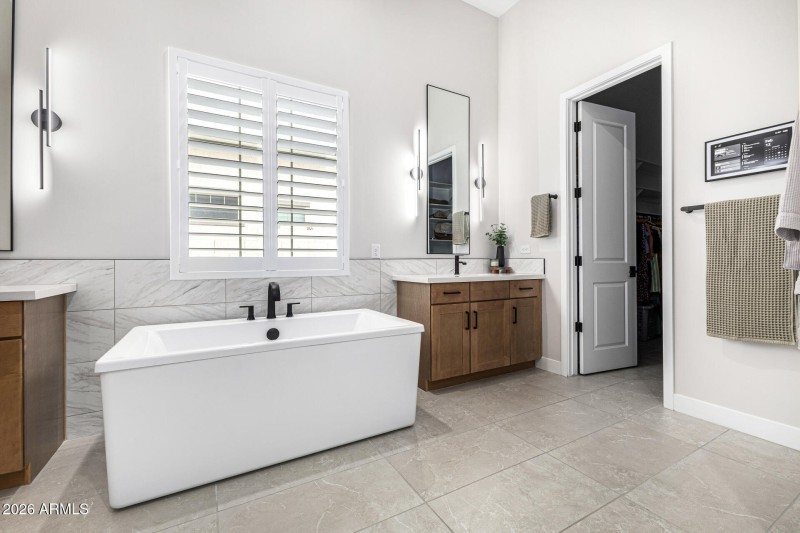 Primary Bathroom 5