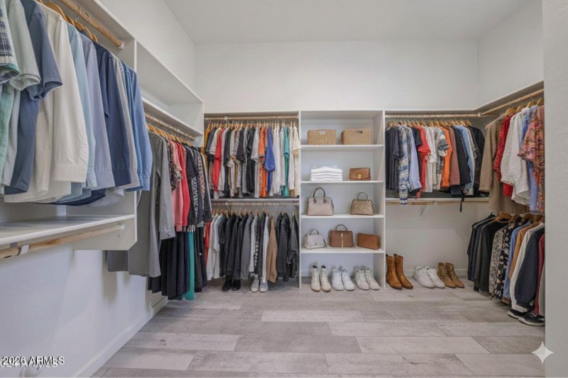 master bed closet