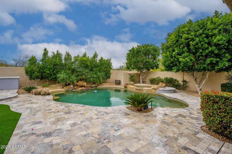 3-web-or-mls-Nestling-3