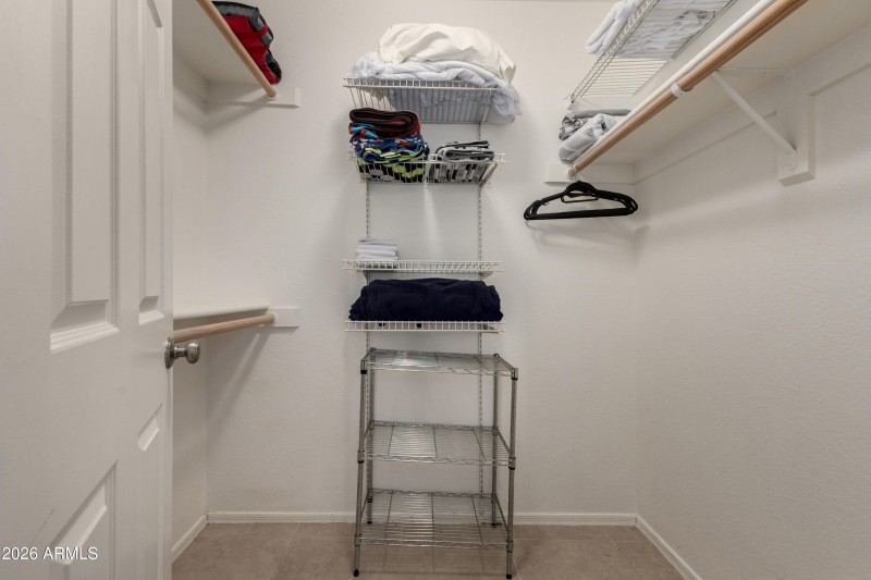 Master Closet - Via Linda