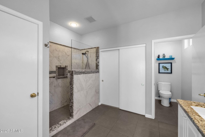 AZ Primary Bathroom Space