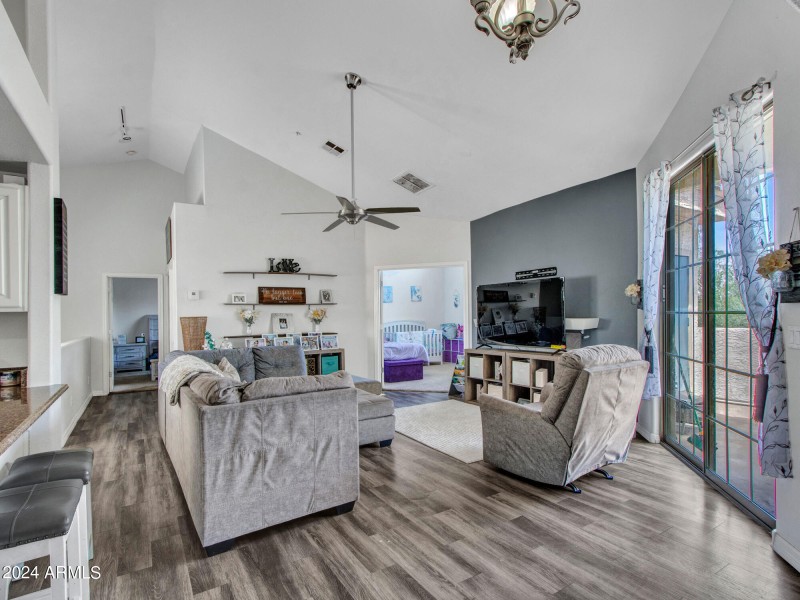 04-Living room (3)