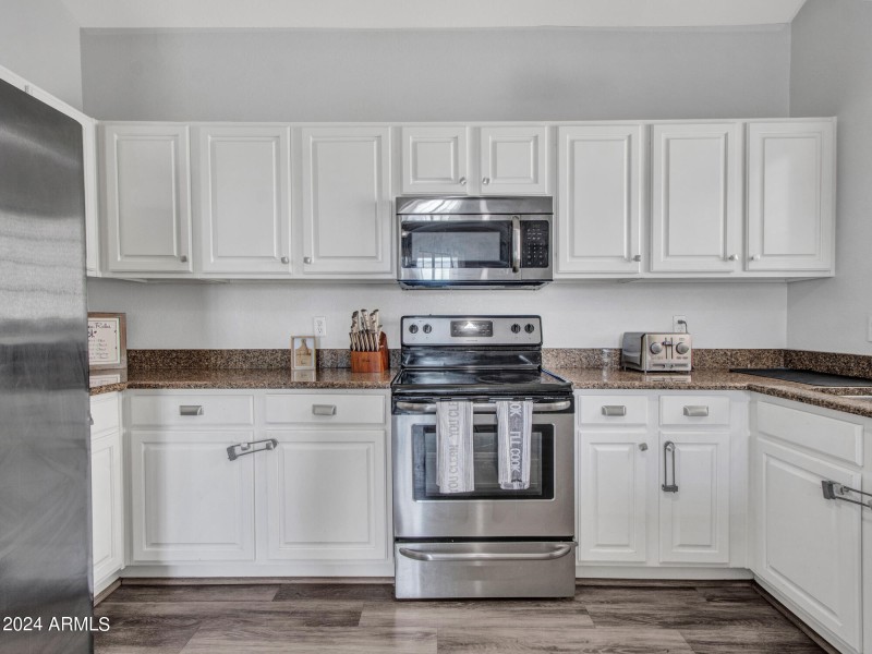 07-Kitchen (2)