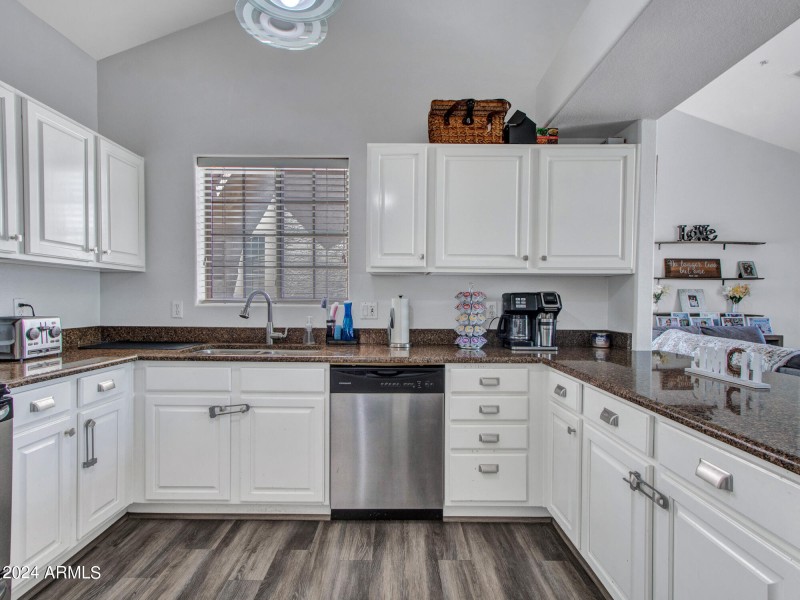 07-Kitchen (5)