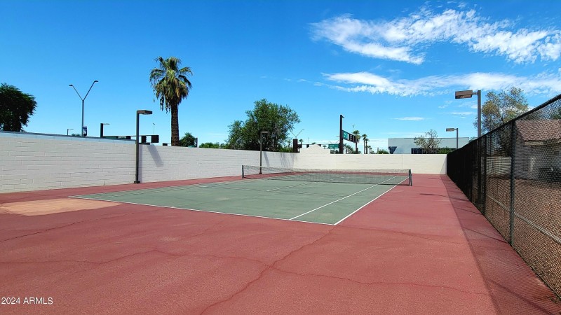 17-Community Tennis Court