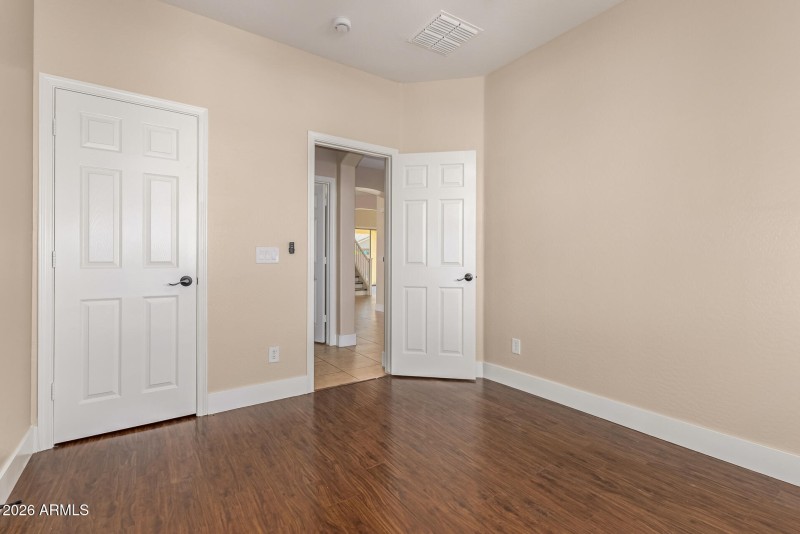 34 - Knowles