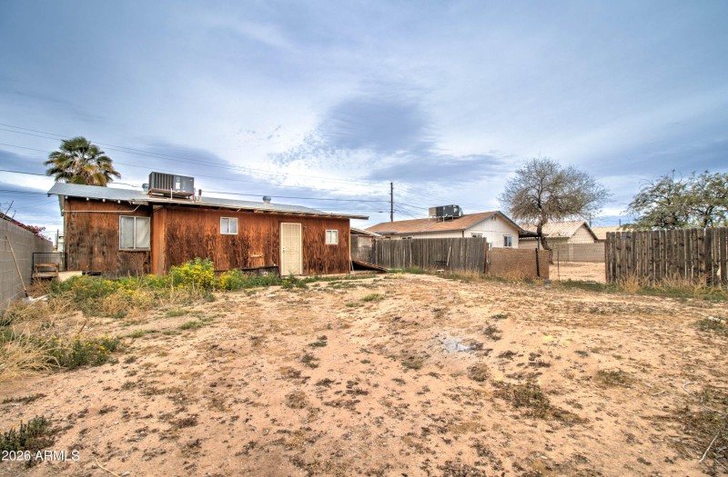 317 W 1st Ave-7