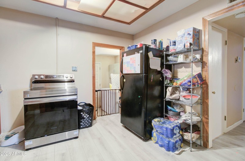 317 W 1st Ave-18
