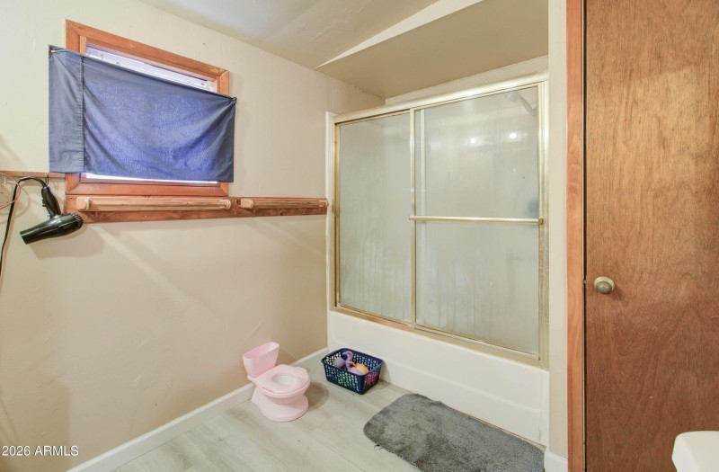317 W 1st Ave-21