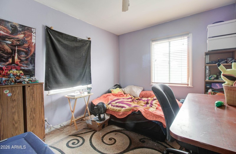 317 W 1st Ave-24
