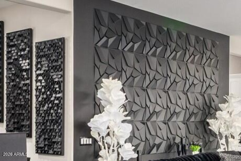 11 - Sapium wall