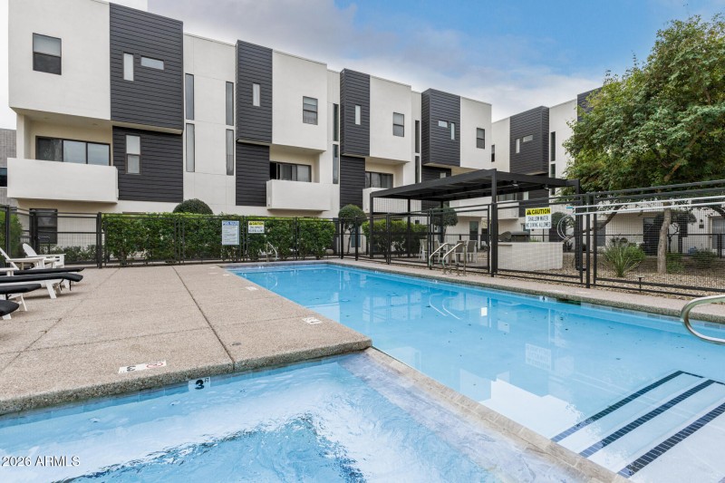 39 Coronado